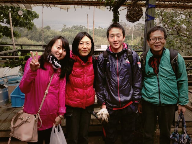 村おこしボランティア【台湾 淡水コース】のメンバーに、現地で出会った台湾人と韓国人ボランティアが混じった