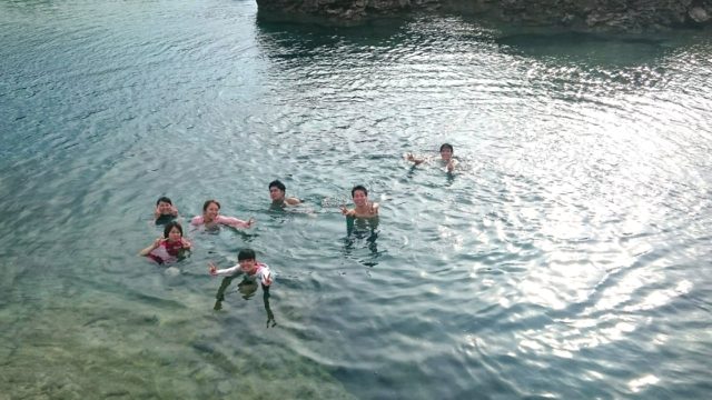海水浴を楽しむ村おこしボランティア【宝島コース】参加者