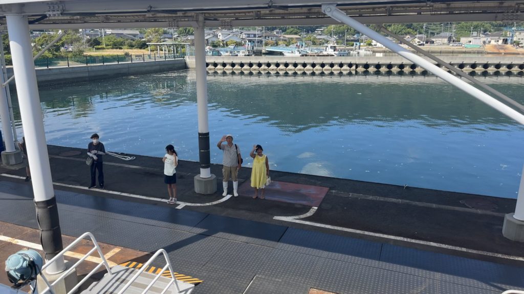 村おこしボランティア【江田島コース】での活動の様子