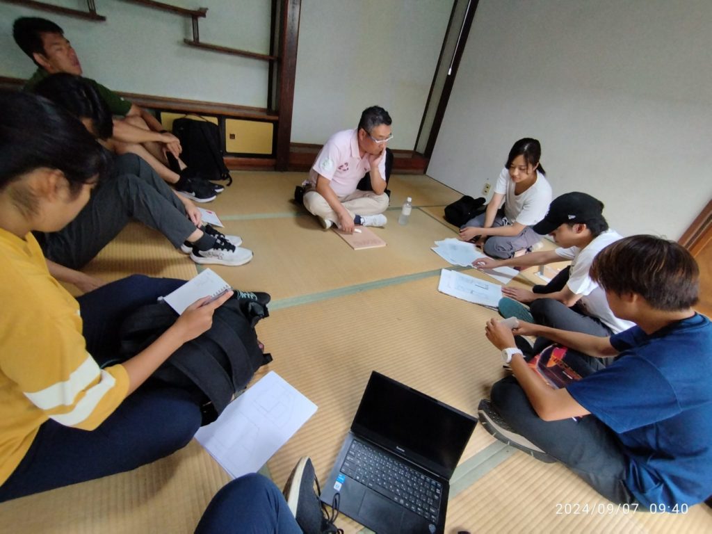 村おこしボランティア【かみのやま温泉コース】での活動の様子