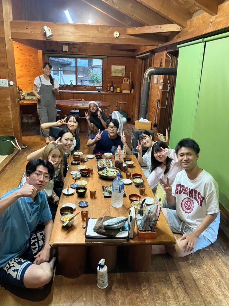 村おこしボランティア【四万十川・リバーガイドコース】での活動の様子