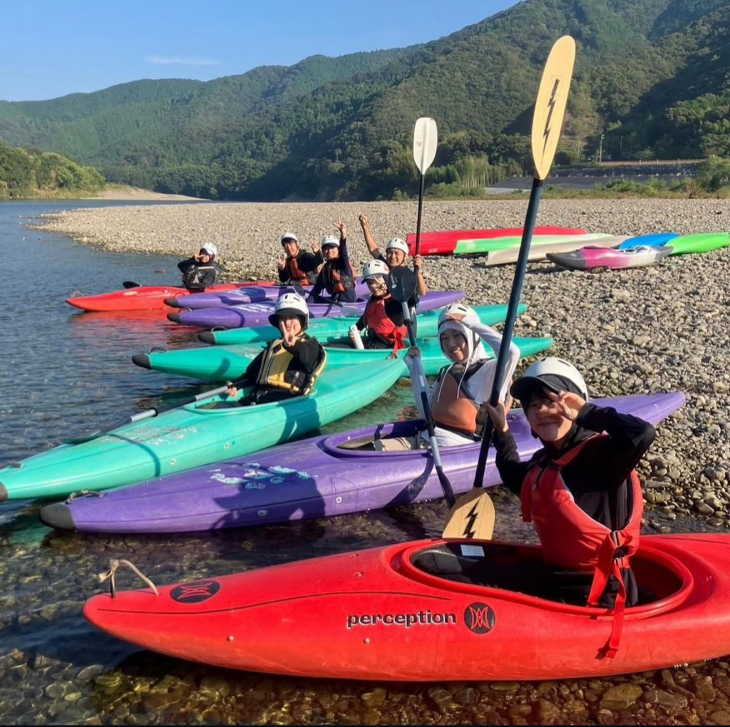 村おこしボランティア【四万十川・リバーガイドコース】での活動の様子