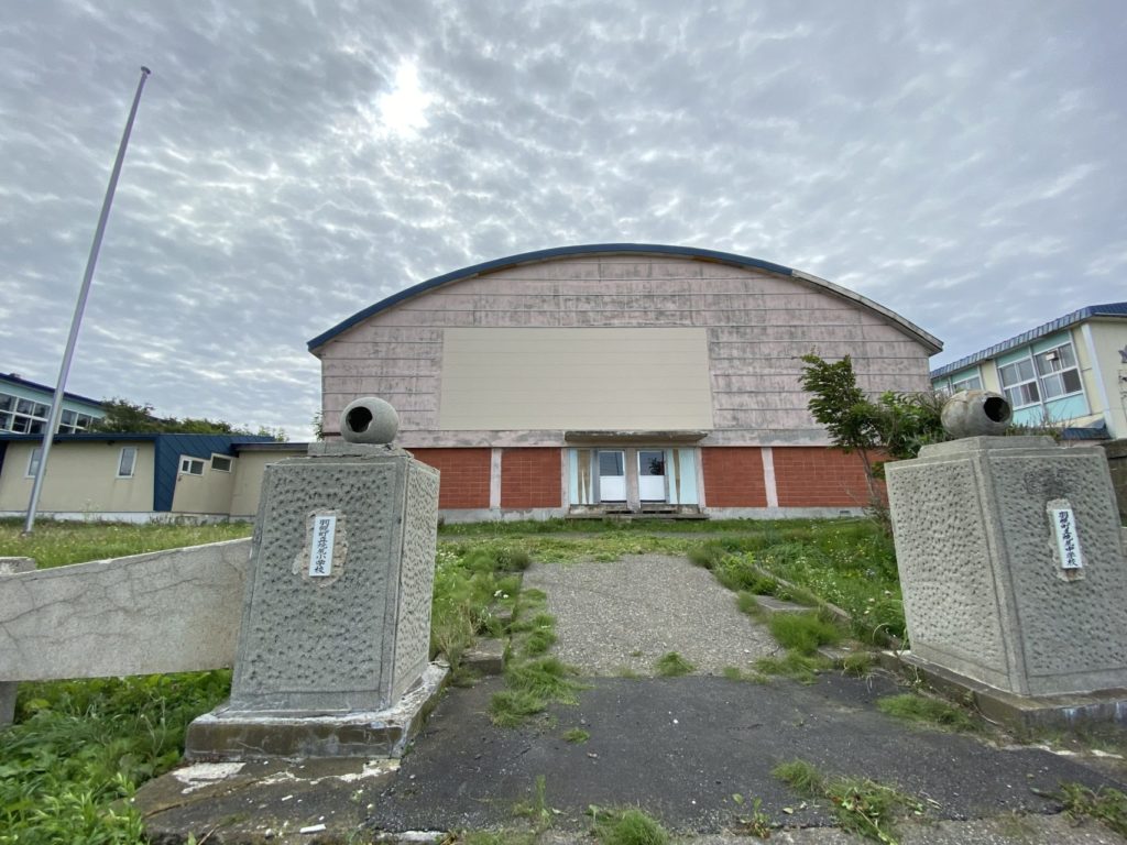 村おこしボランティア【焼尻島コース】での活動の様子