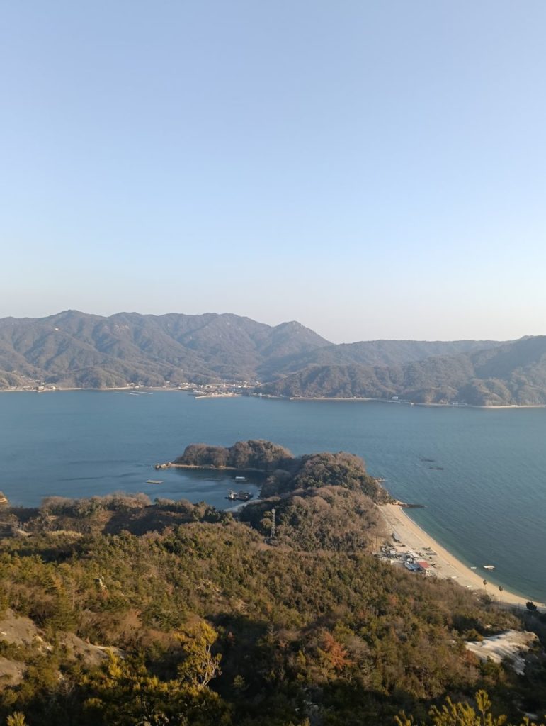 村おこしボランティア【江田島コース】での活動の様子