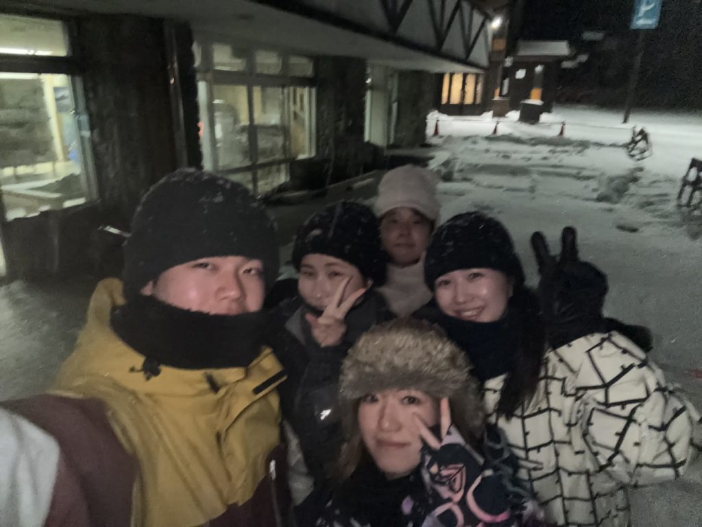 村おこしボランティア【然別湖コタンコース】での活動の様子