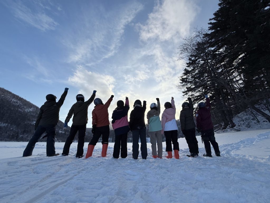 村おこしボランティア【然別湖コタンコース】での活動の様子