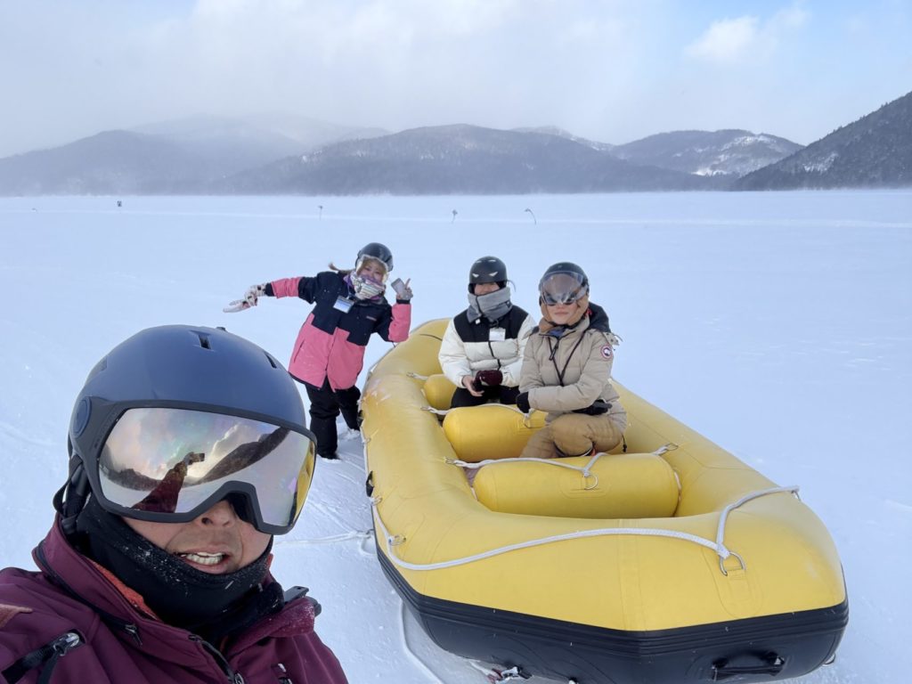 村おこしボランティア【然別湖コタンコース】での活動の様子