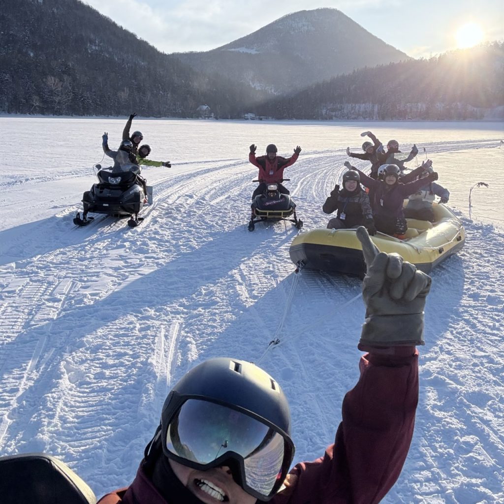 村おこしボランティア【然別湖コタンコース】での活動の様子