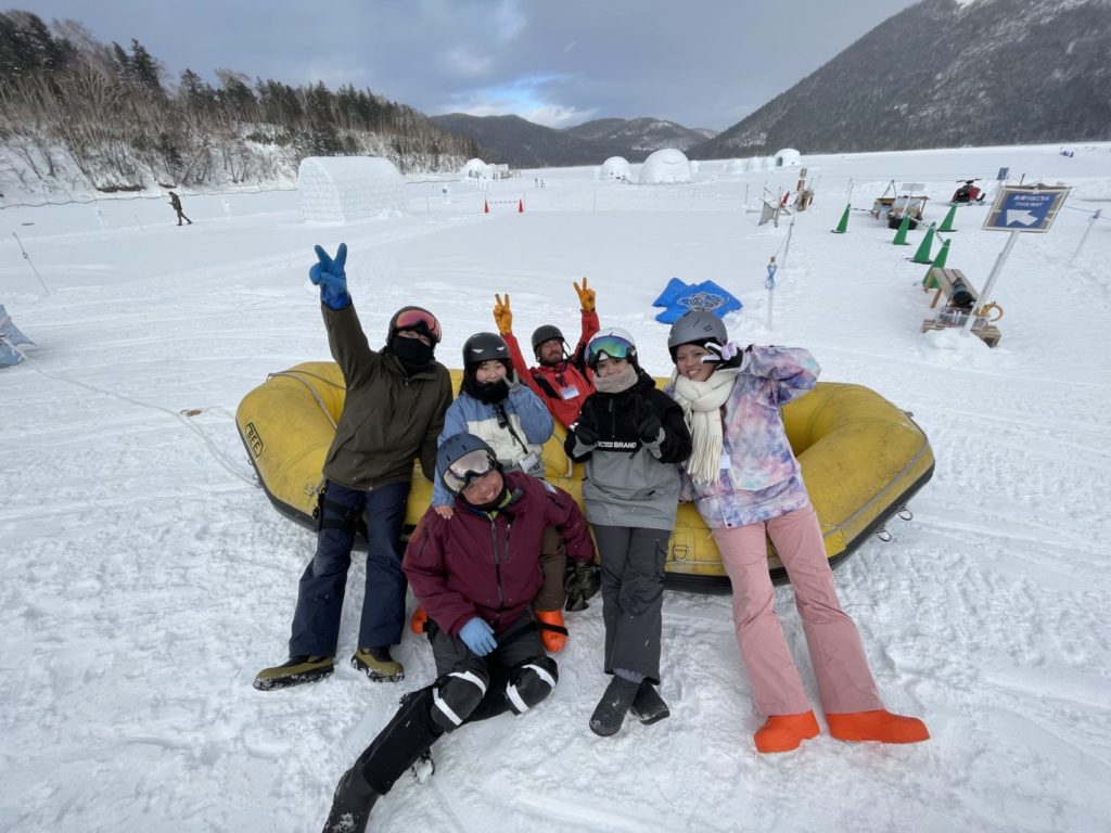 村おこしボランティア【然別湖コタンコース】での活動の様子