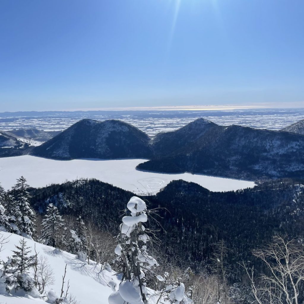 村おこしボランティア【然別湖コタンコース】での活動の様子