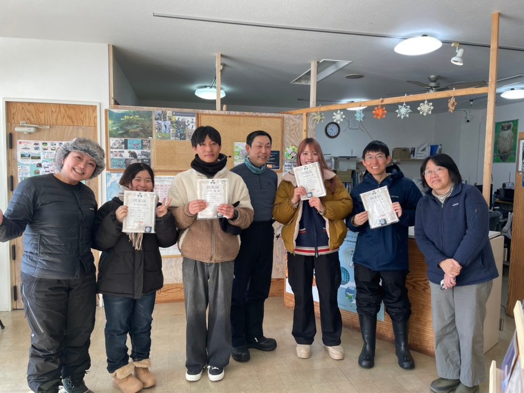 村おこしボランティア【然別湖コタンコース】での活動の様子