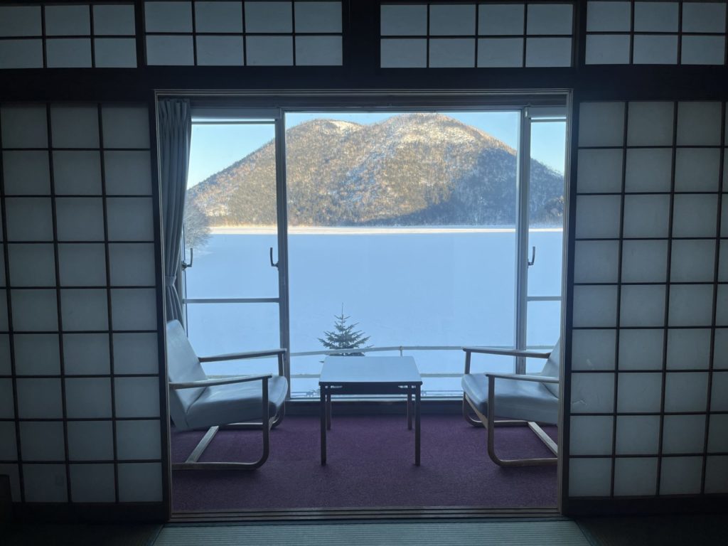 村おこしボランティア【然別湖コタンコース】での活動の様子