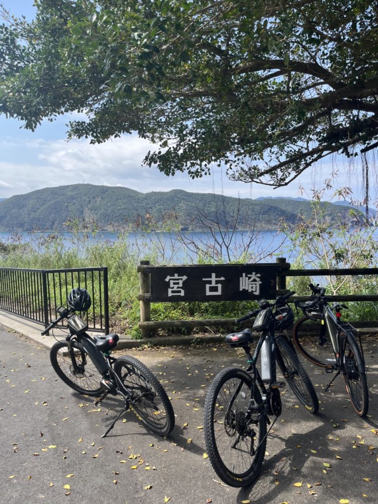 村おこしボランティア【奄美大島「100年先の未来へ」コース】での活動の様子