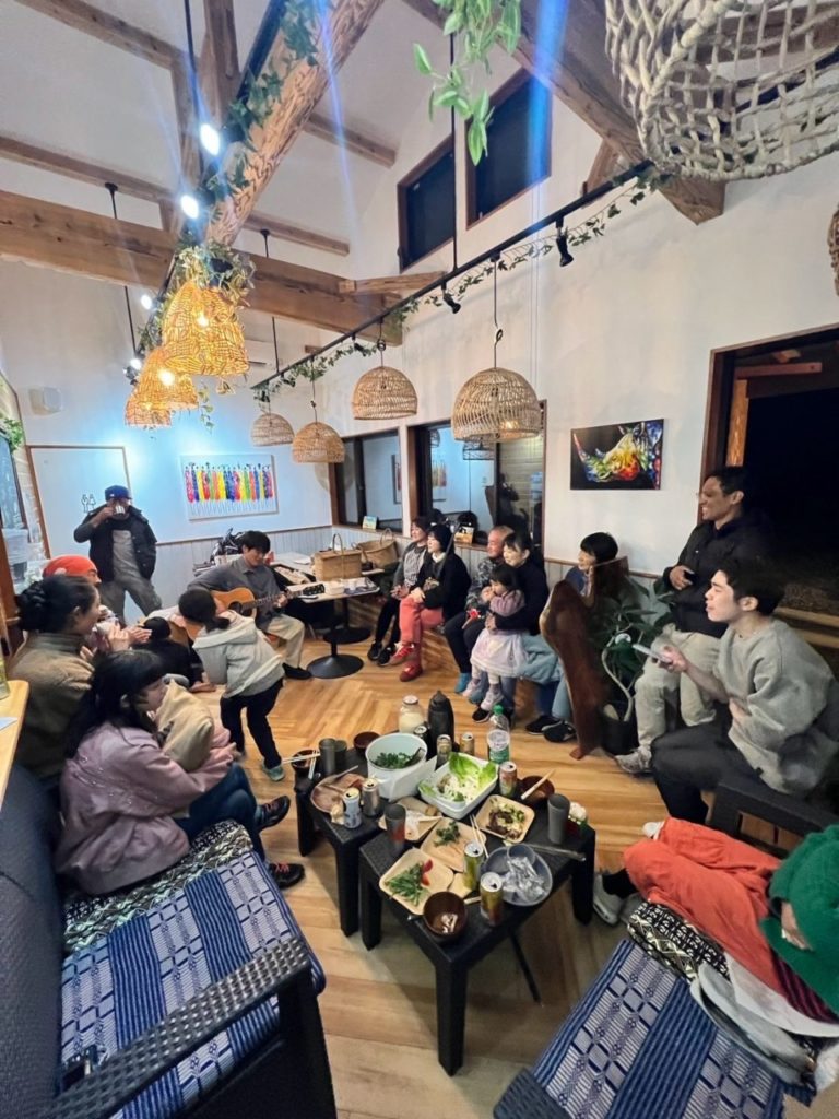 村おこしボランティア【奄美大島［北部］コース】での活動の様子