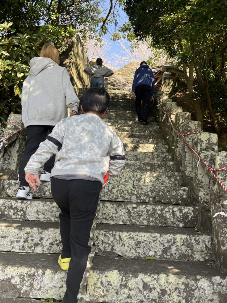 村おこしボランティア【保戸島コース】での活動の様子