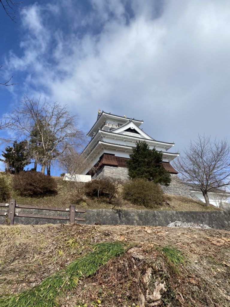 村おこしボランティア【かみのやま温泉コース】での活動の様子