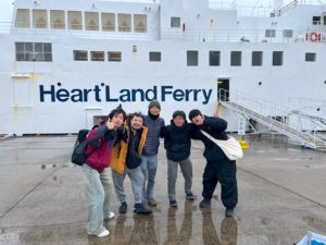 村おこしボランティア【奥尻島コース】での活動の様子