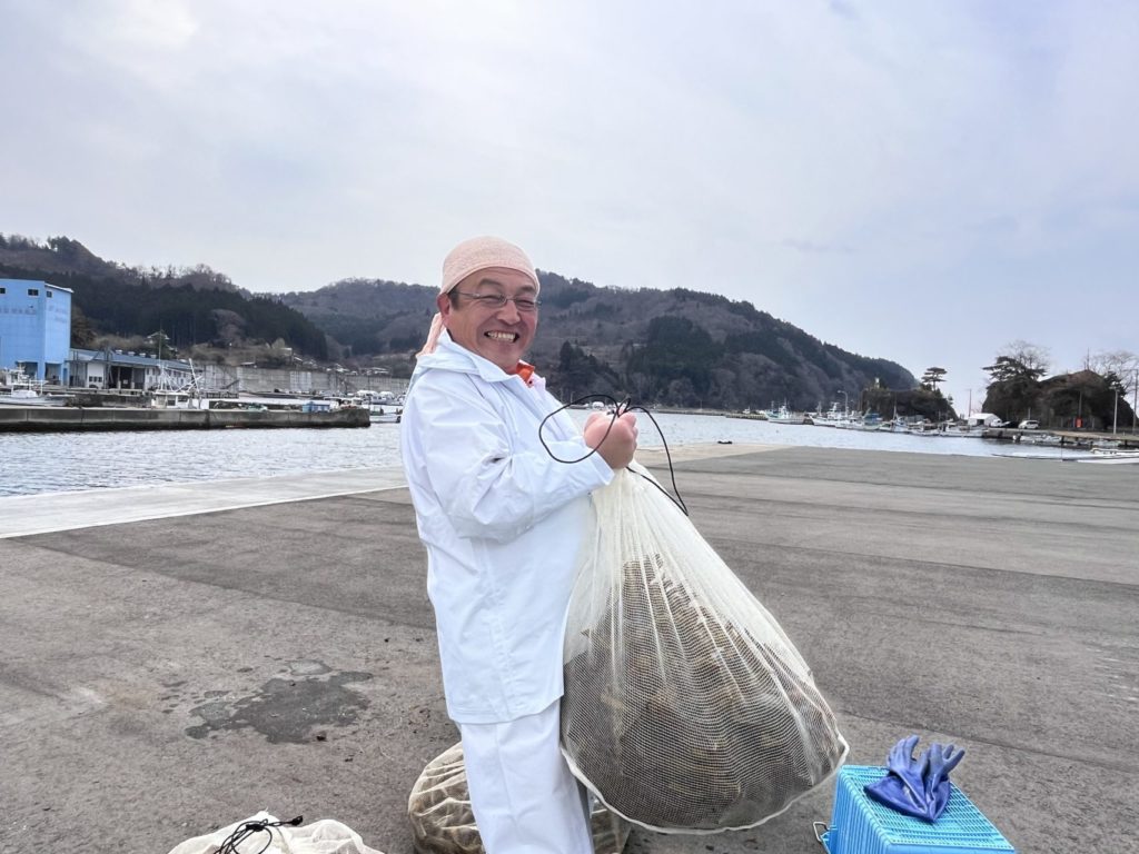 綾里ワカメ大作戦！の活動の様子