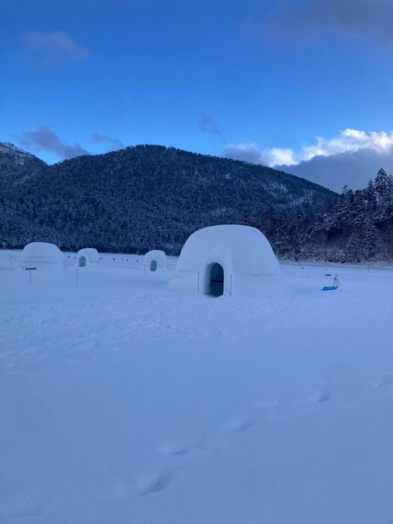 村おこしボランティア【然別湖コタンコース】での活動の様子