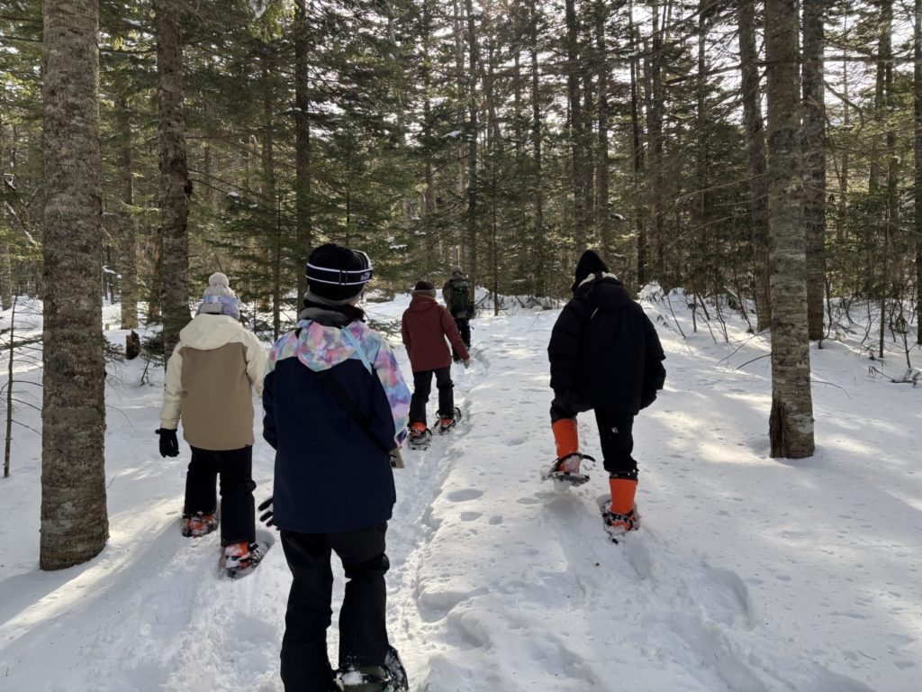 村おこしボランティア【然別湖コタンコース】での活動の様子