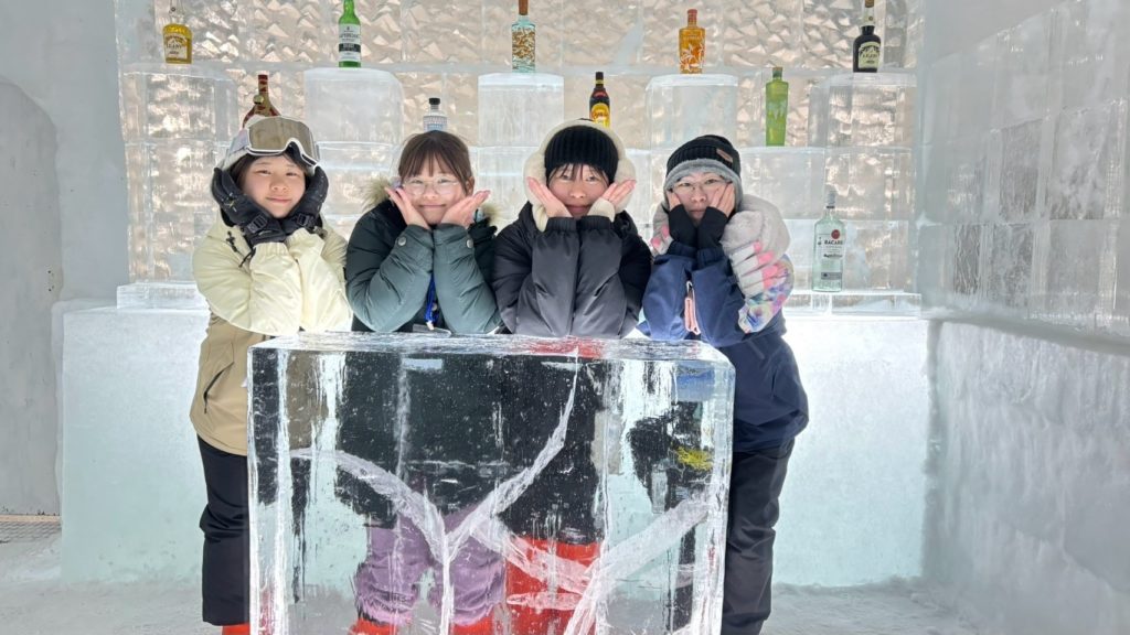 村おこしボランティア【然別湖コタンコース】での活動の様子