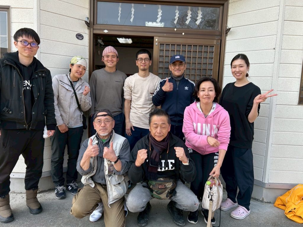 綾里ワカメ大作戦！の活動の様子