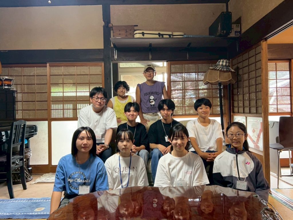 村おこしボランティア【江田島コース】での活動の様子