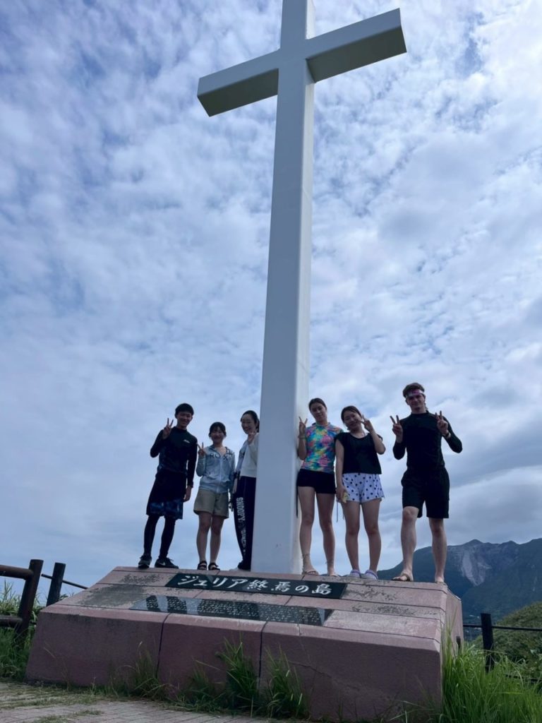 村おこしボランティア【神津島コース】での活動の様子