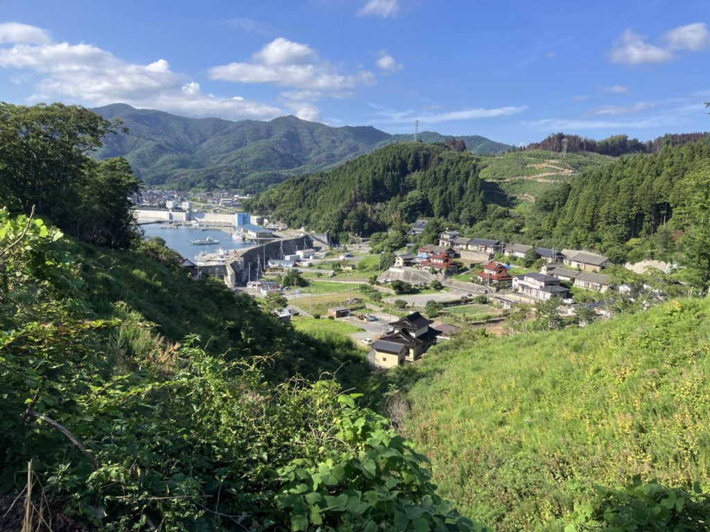 村おこしボランティア【三陸漁場コース】での活動の様子