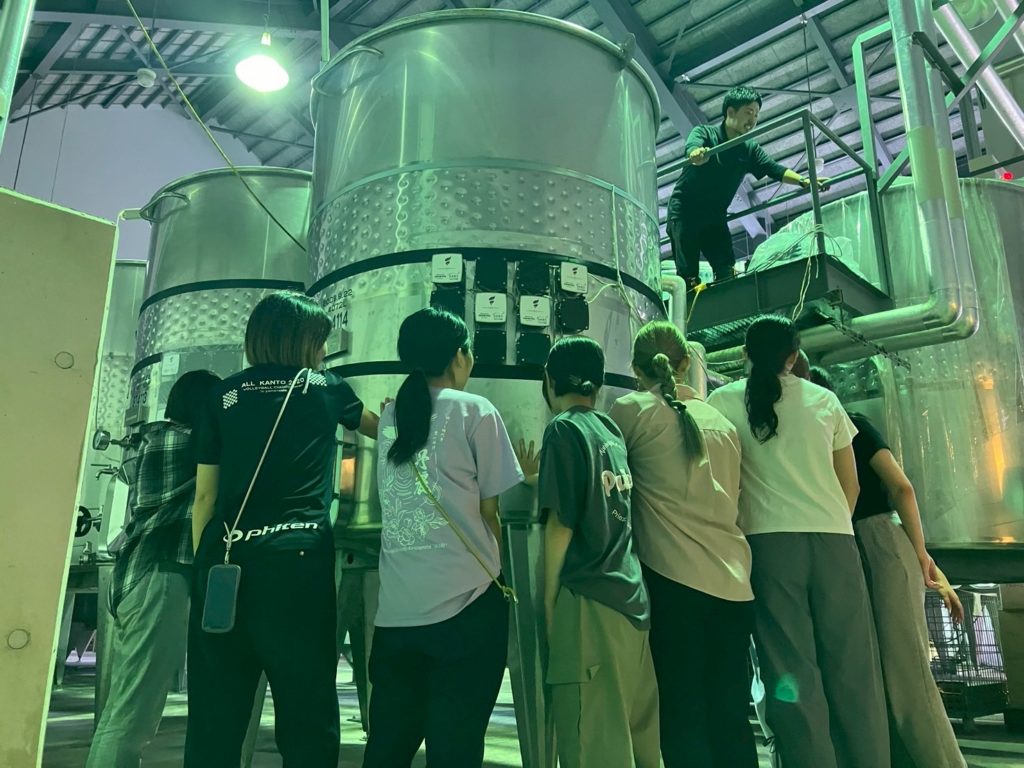 村おこしボランティア【奥尻島コース】での活動の様子