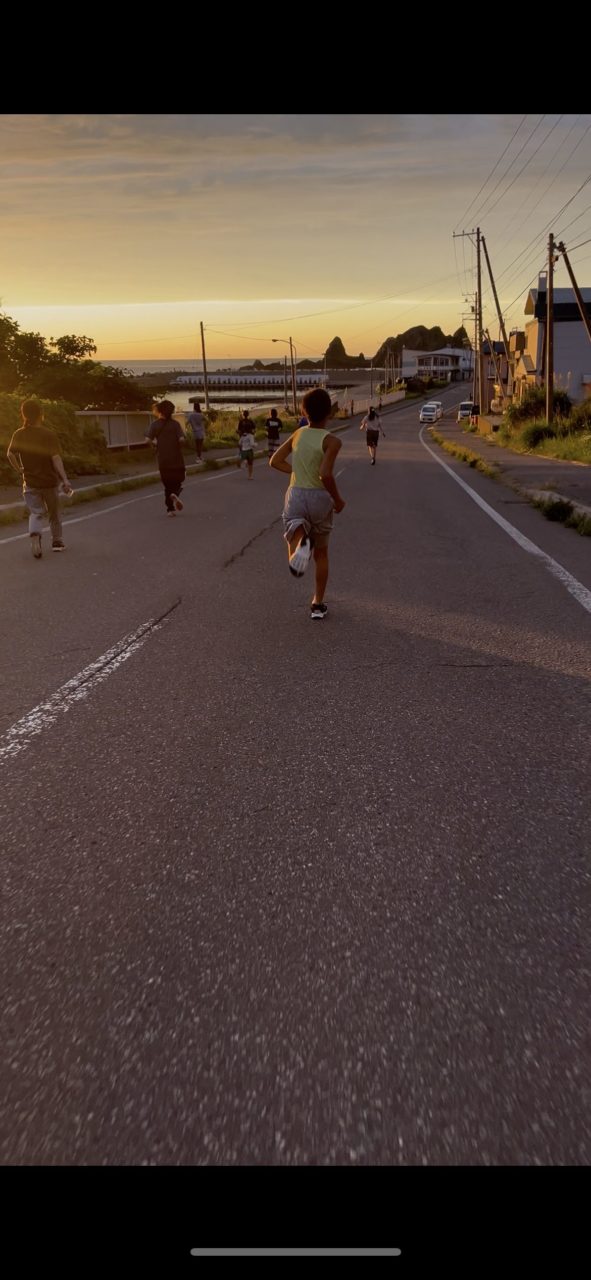 村おこしボランティア【奥尻島コース】での活動の様子