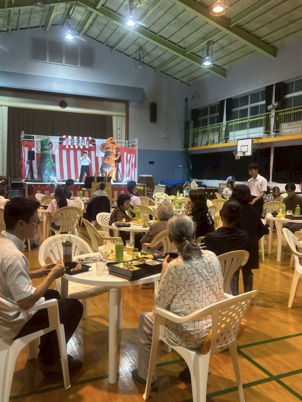 村おこしボランティア【さつま竹島コース】での活動の様子