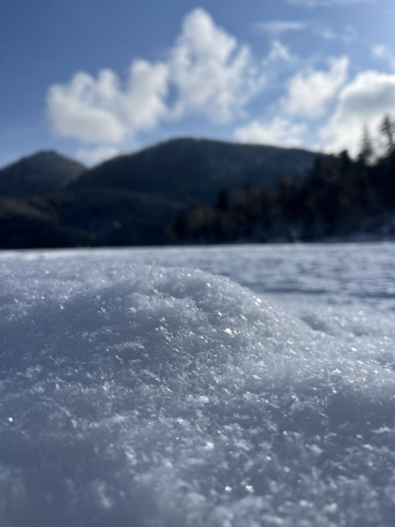 村おこしボランティア【然別湖コタンコース】での活動の様子