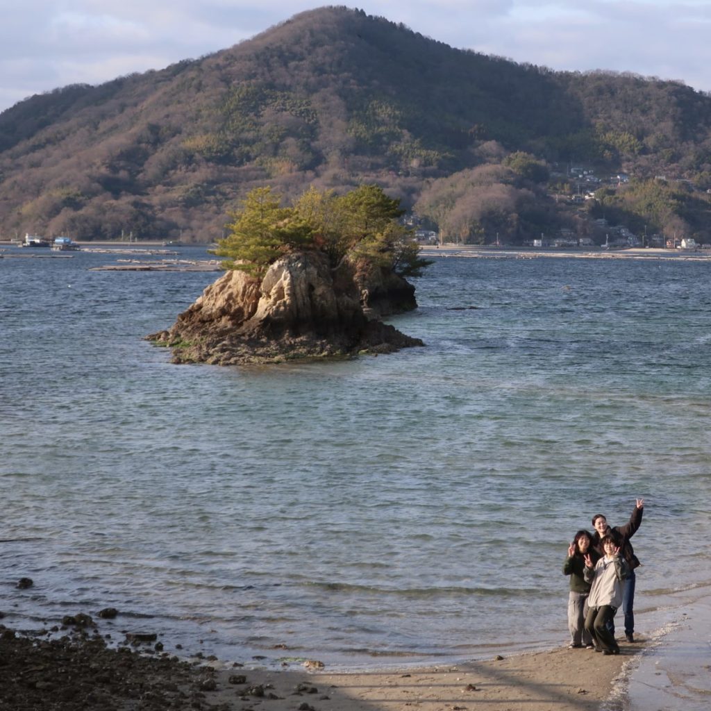 村おこしボランティア【江田島コース】での活動の様子