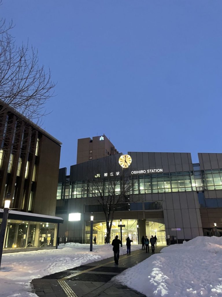 村おこしボランティア【然別湖コタンコース】での活動の様子