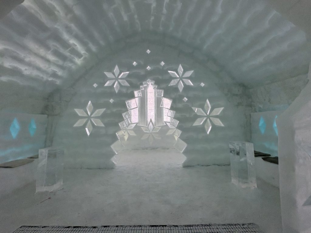 村おこしボランティア【然別湖コタンコース】での活動の様子