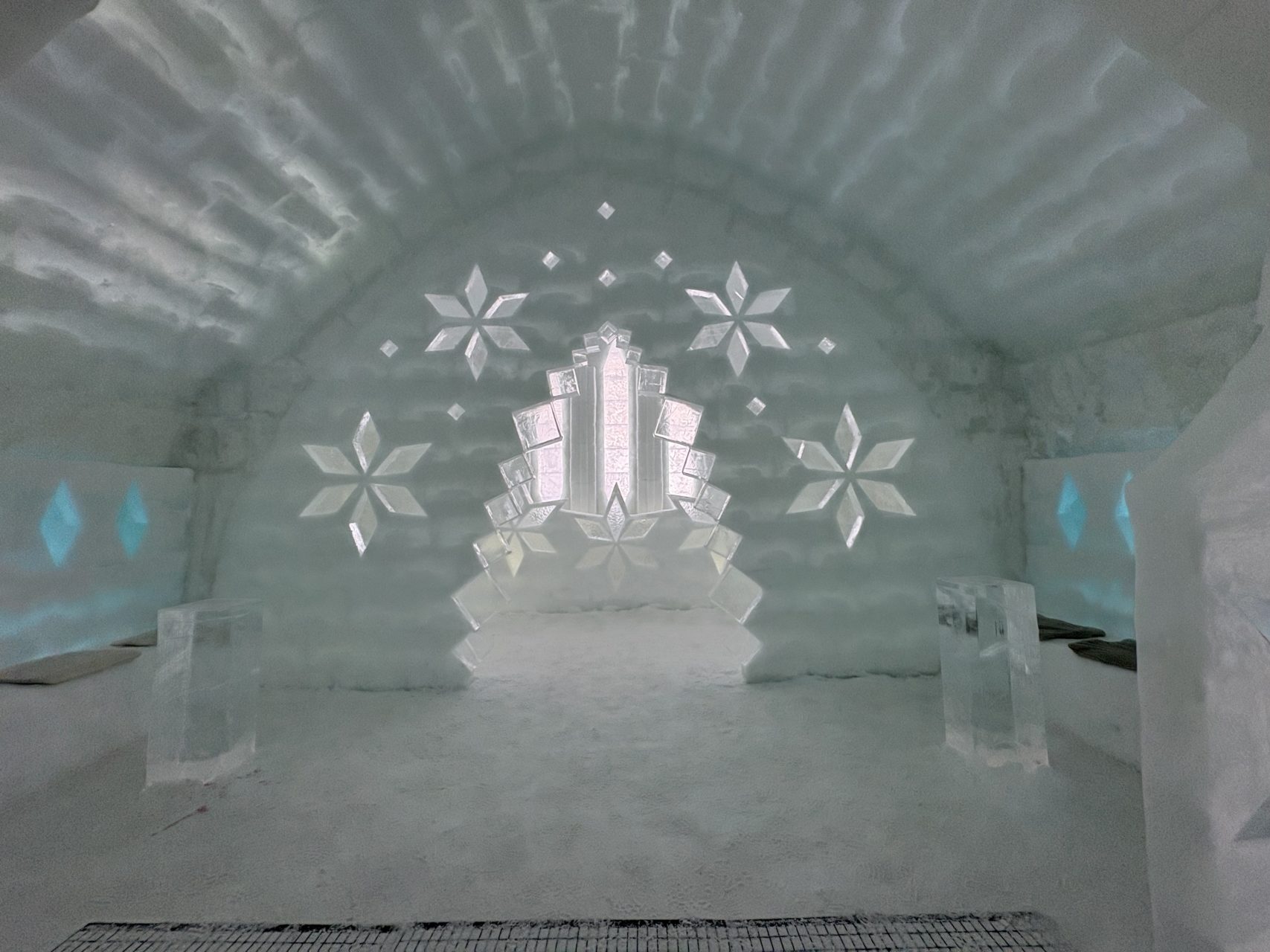 村おこしボランティア【然別湖コタンコース】での活動の様子