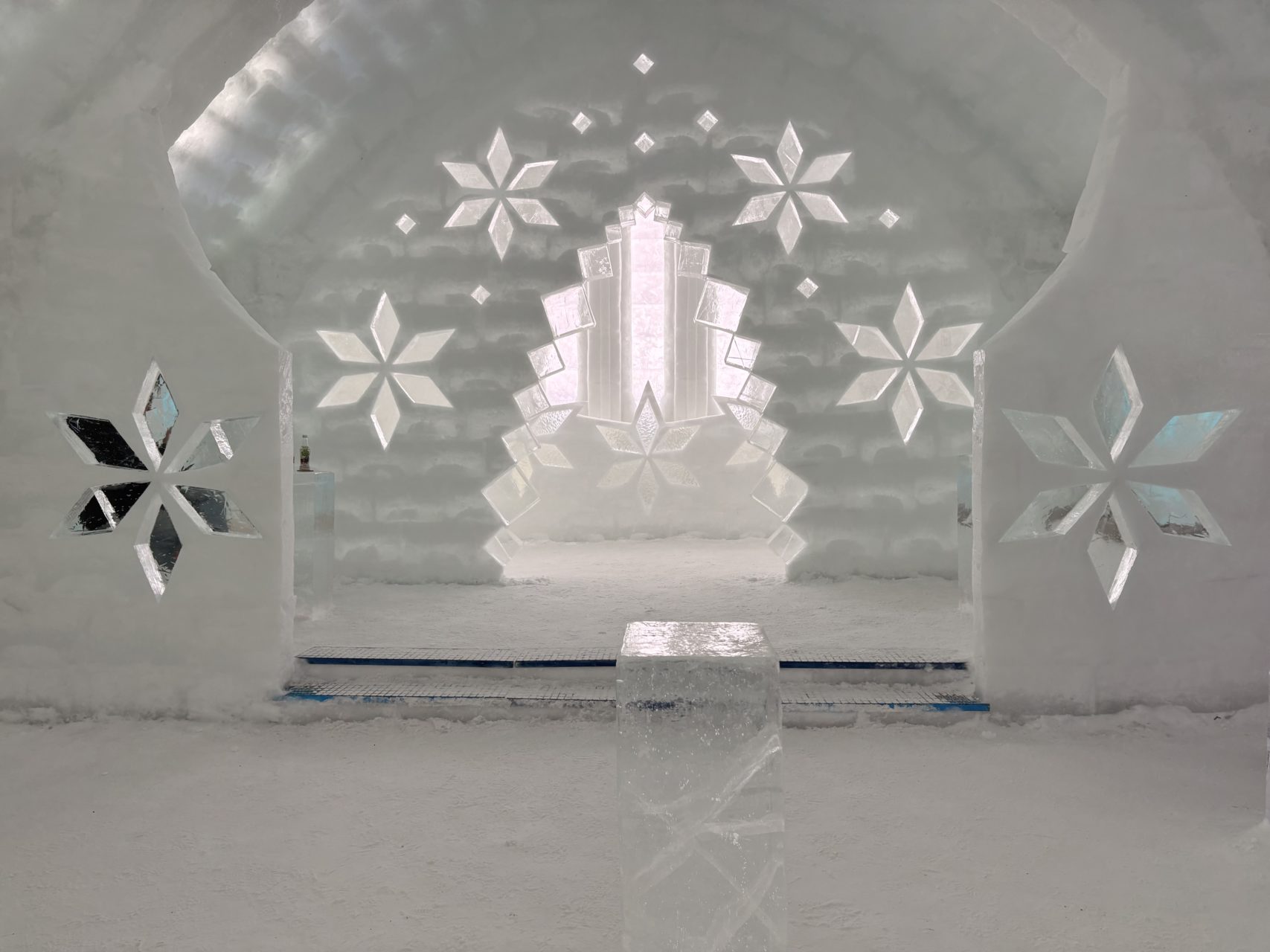 村おこしボランティア【然別湖コタンコース】での活動の様子