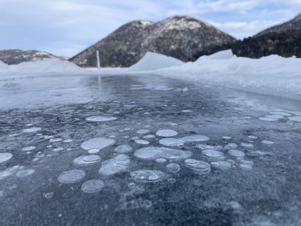 村おこしボランティア【然別湖コタンコース】での活動の様子