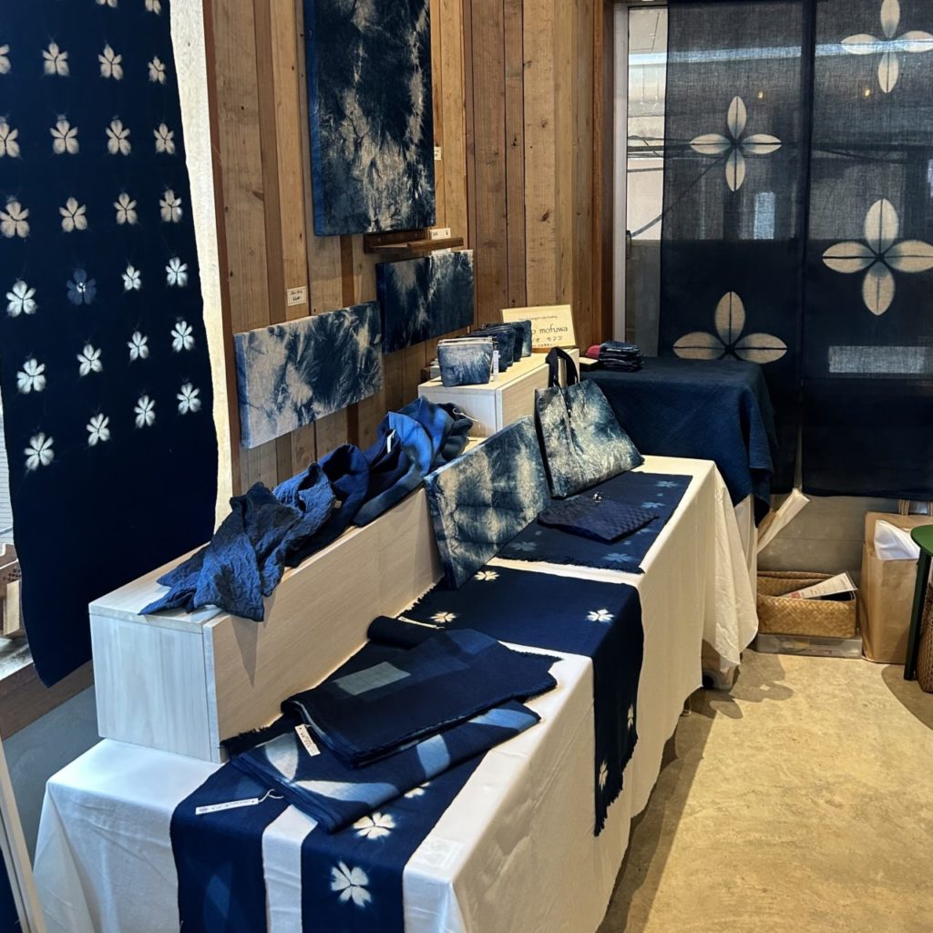 村おこしボランティア【沖縄やんばるコース】での活動の様子