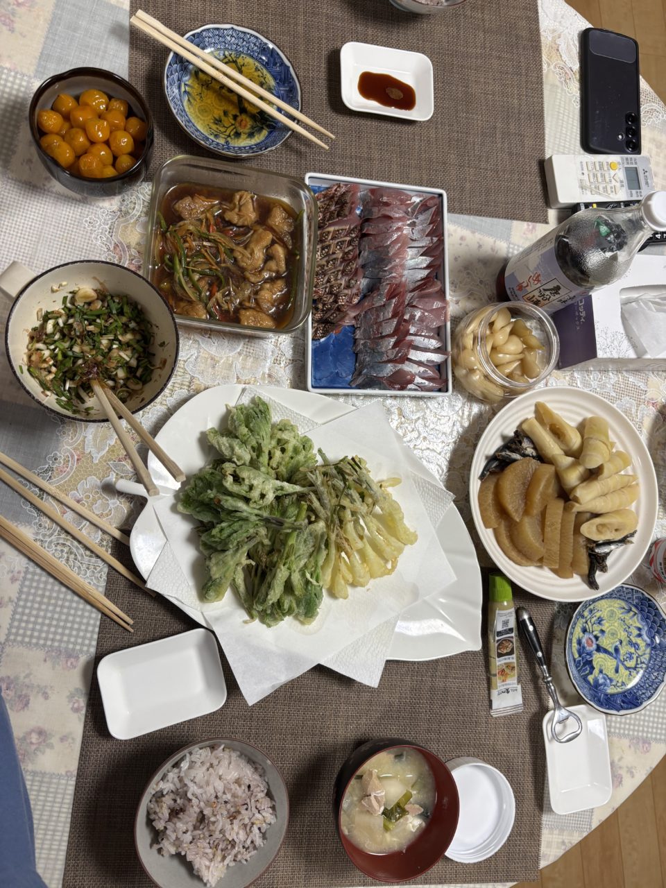 村おこしボランティア【悪石島コース】での活動の様子