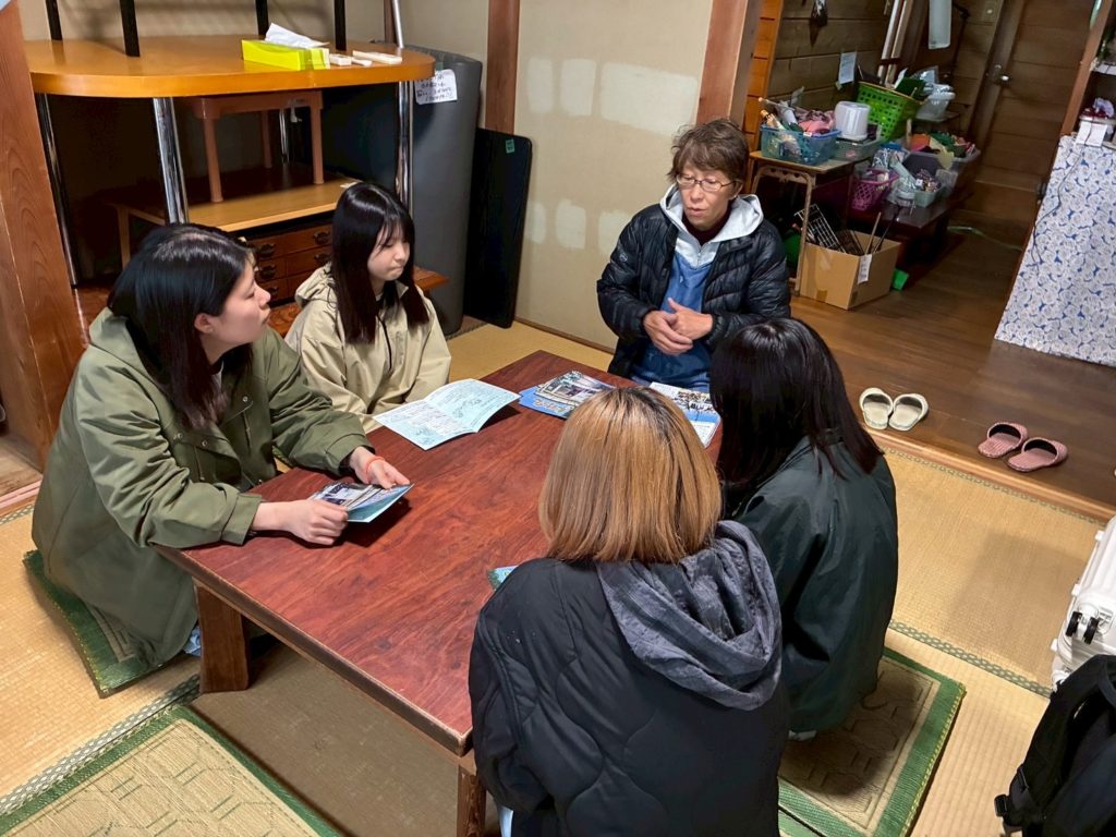 村おこしボランティア【八丈島コース】での活動の様子