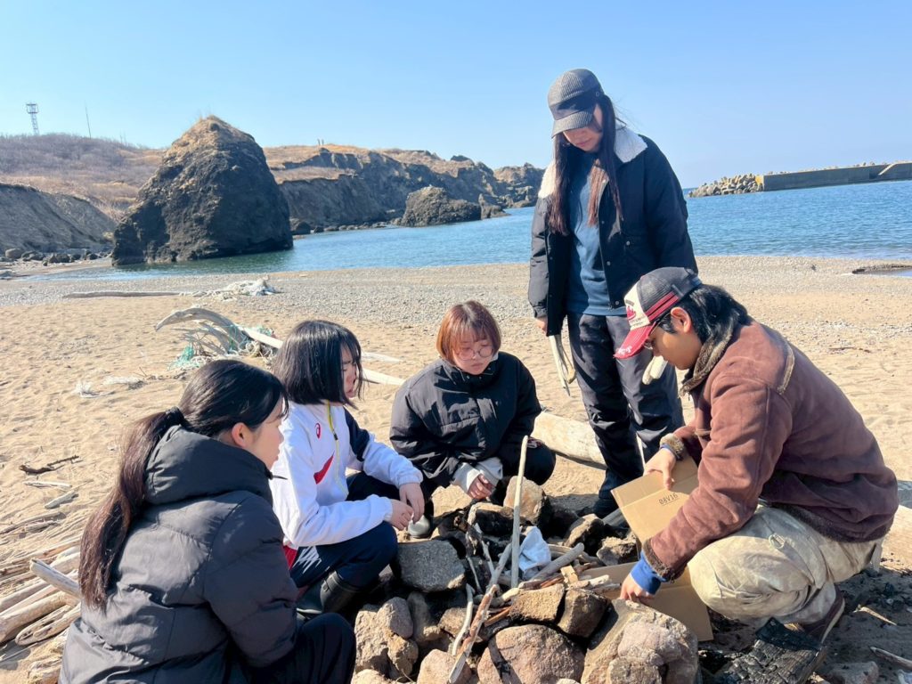 村おこしボランティア【奥尻島コース】での活動の様子