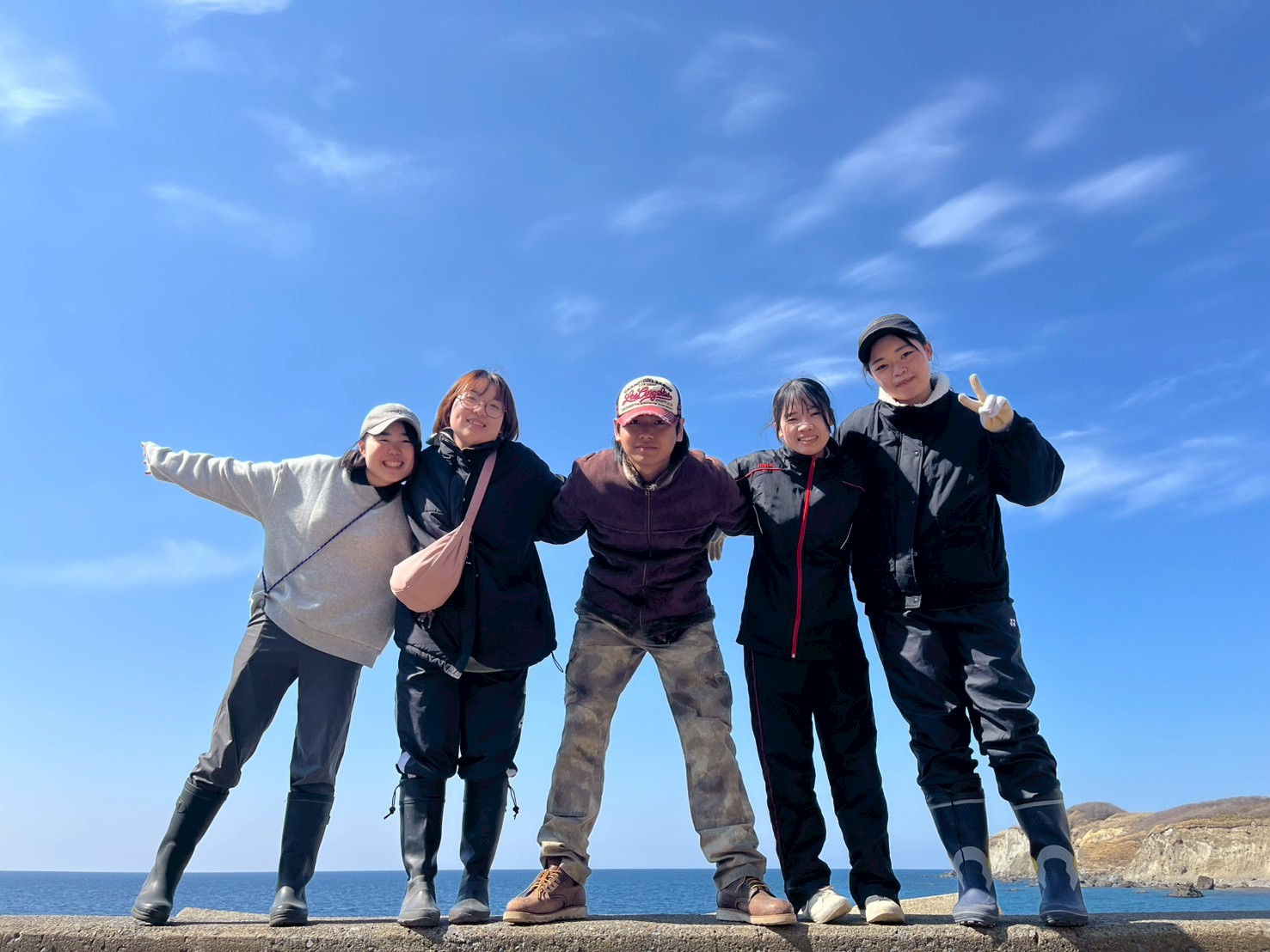 村おこしボランティア【奥尻島コース】での活動の様子