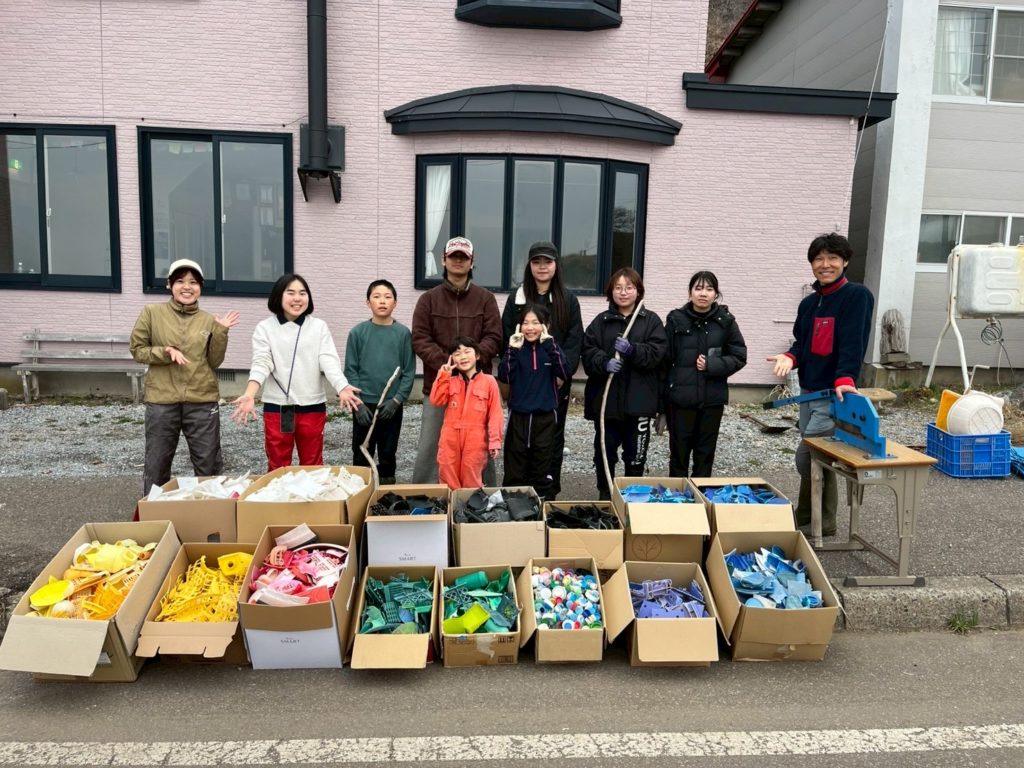 村おこしボランティア【奥尻島コース】での活動の様子