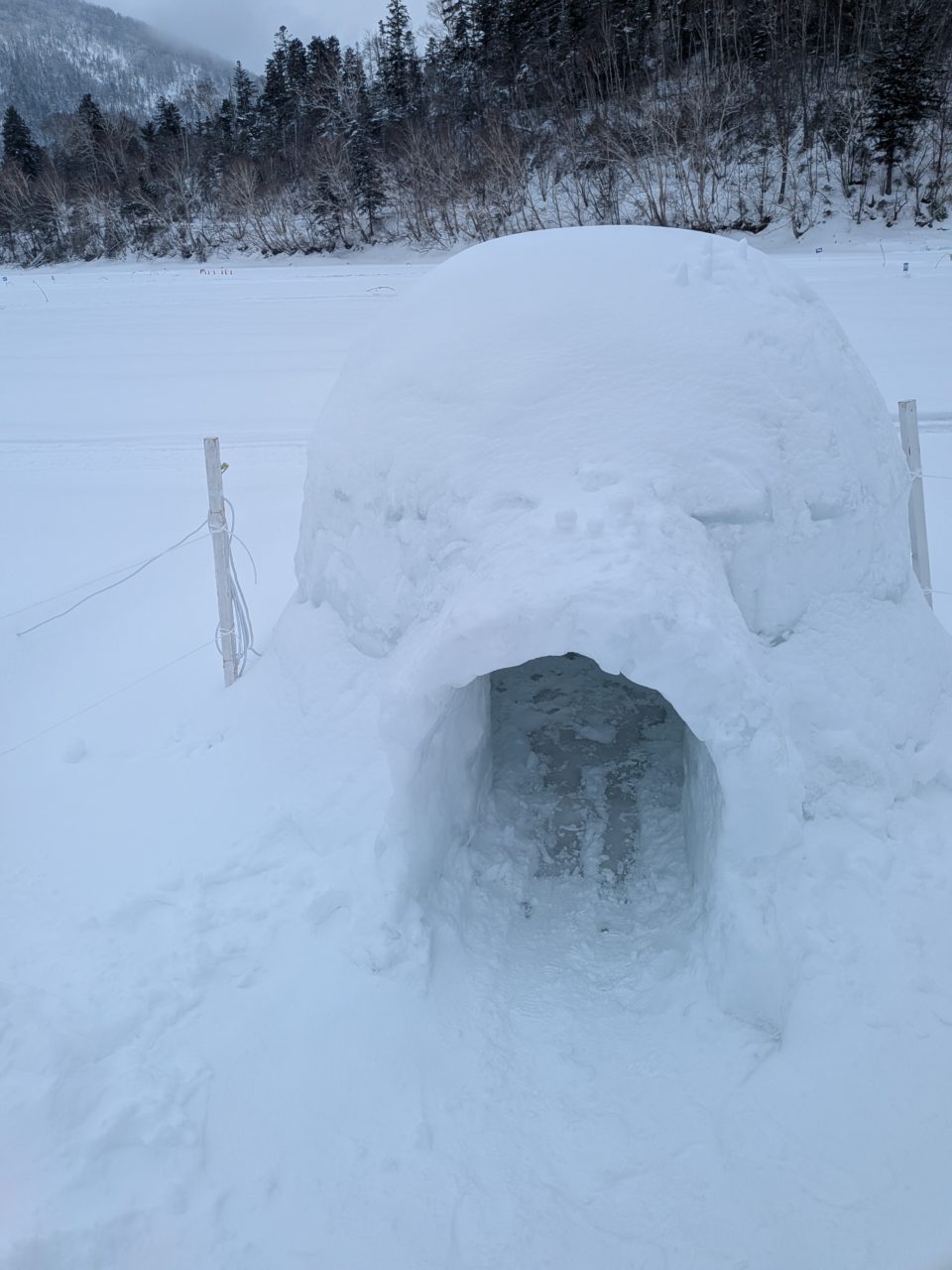 村おこしボランティア【然別湖コタンコース】での活動の様子