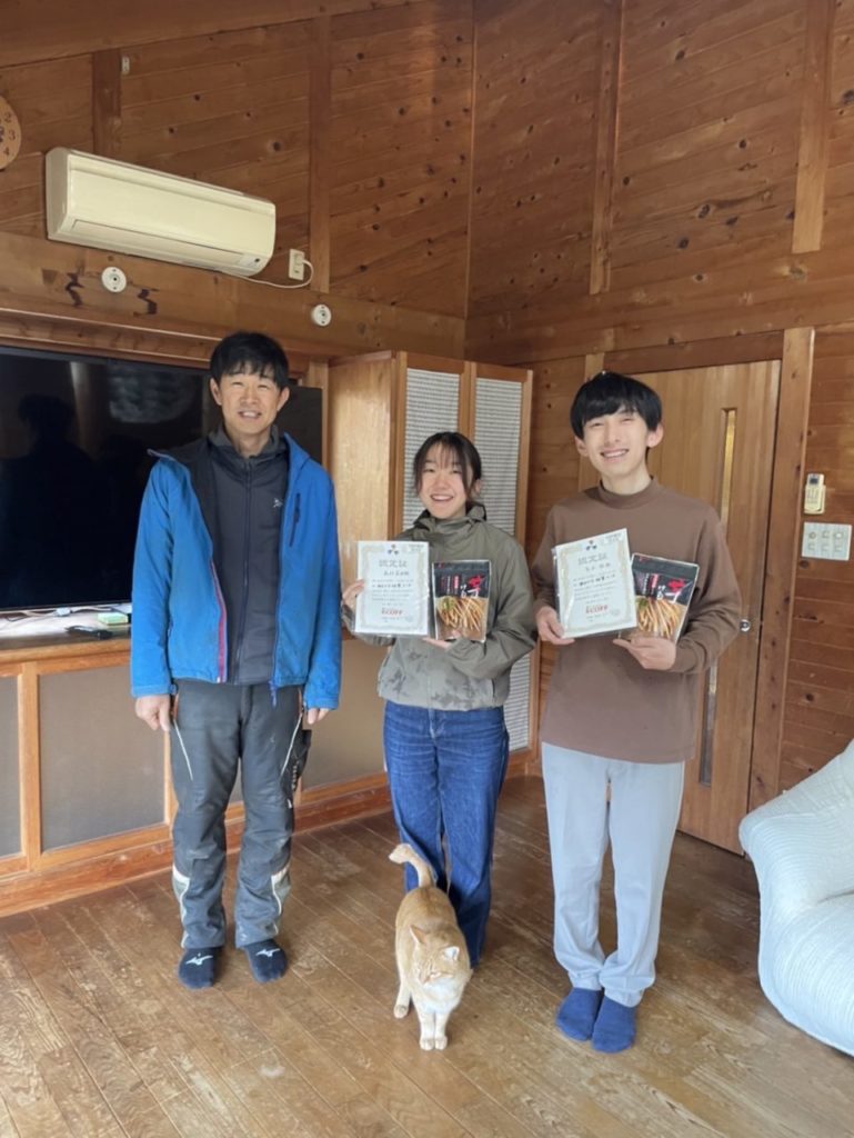 村おこしボランティア【四万十川・林業コース】での活動の様子